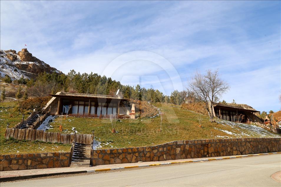 Hobbit houses to adorn Turkish holiday village