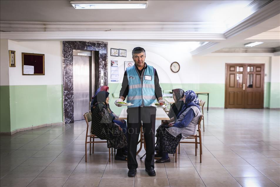 Kamu kurumları "denetimli çalışanlar"dan memnun