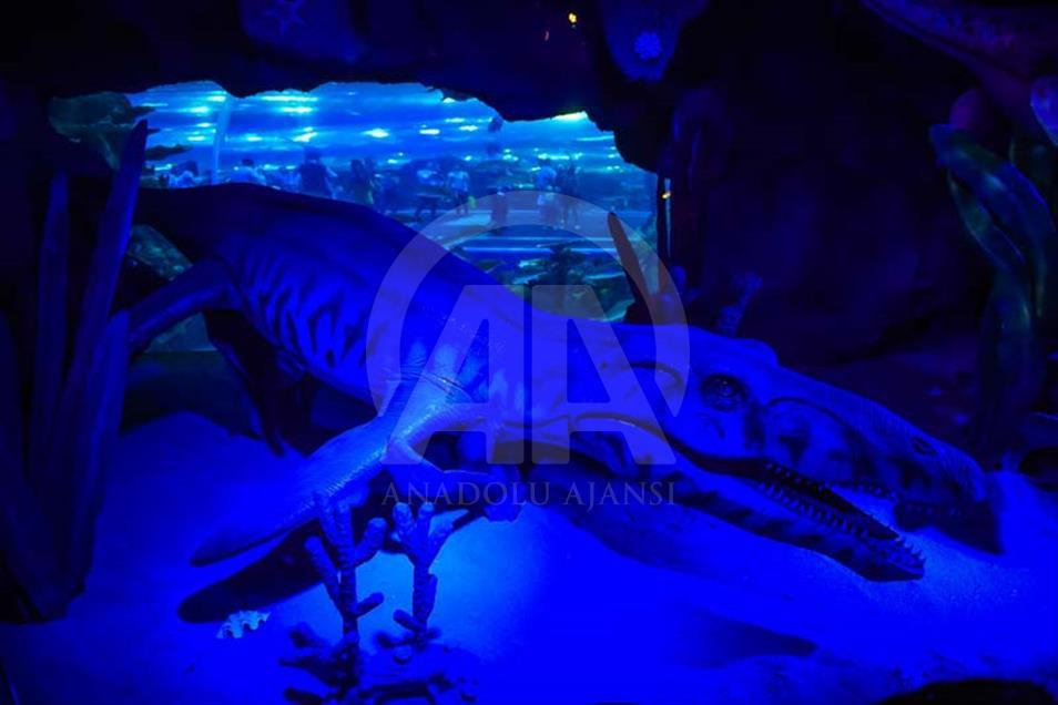 Parque temático de Jurassic Park en Chengdu, China