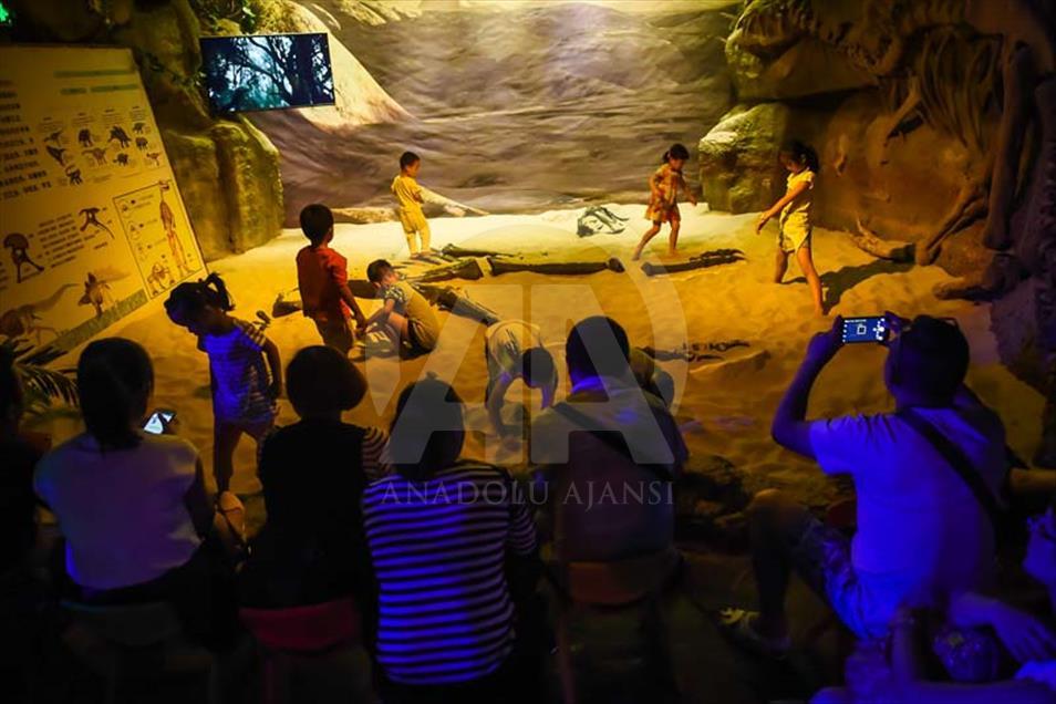 Parque temático de Jurassic Park en Chengdu, China