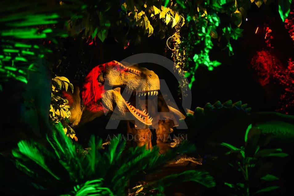 Parque temático de Jurassic Park en Chengdu, China