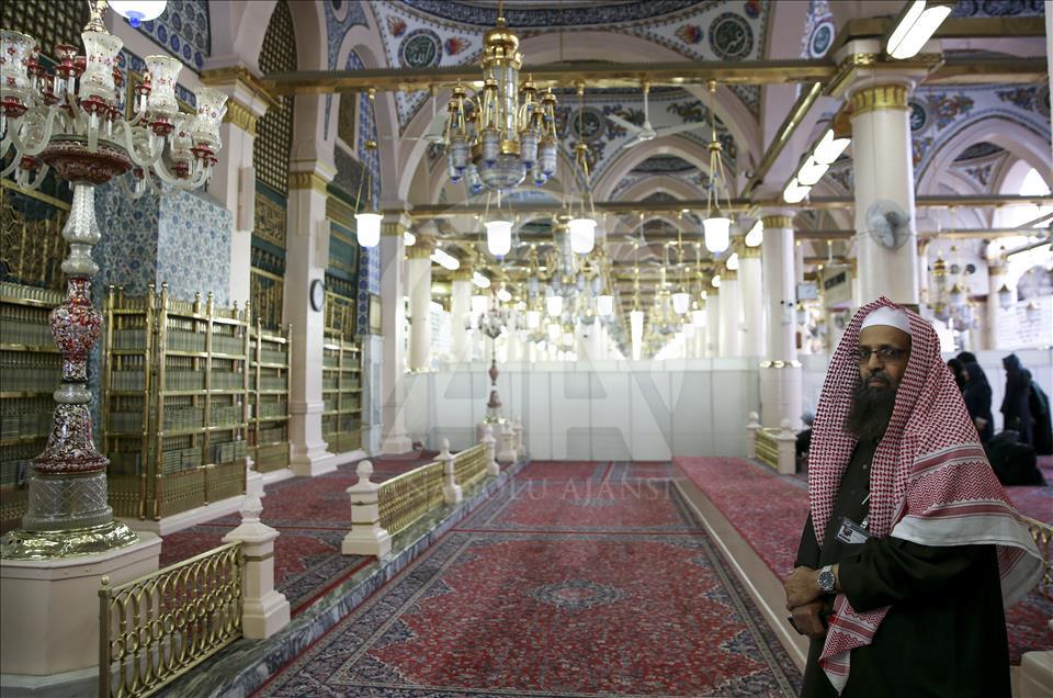 Müslümanların Mescid-i Nebevi ziyareti