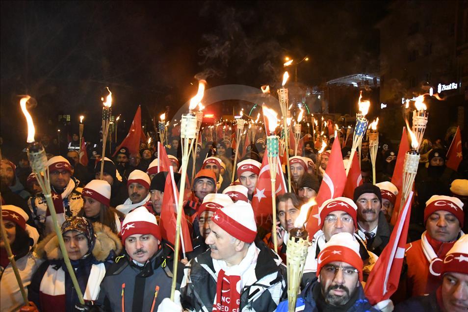 Binlerce kişi Sarıkamış şehitleri anısına yürüdü
