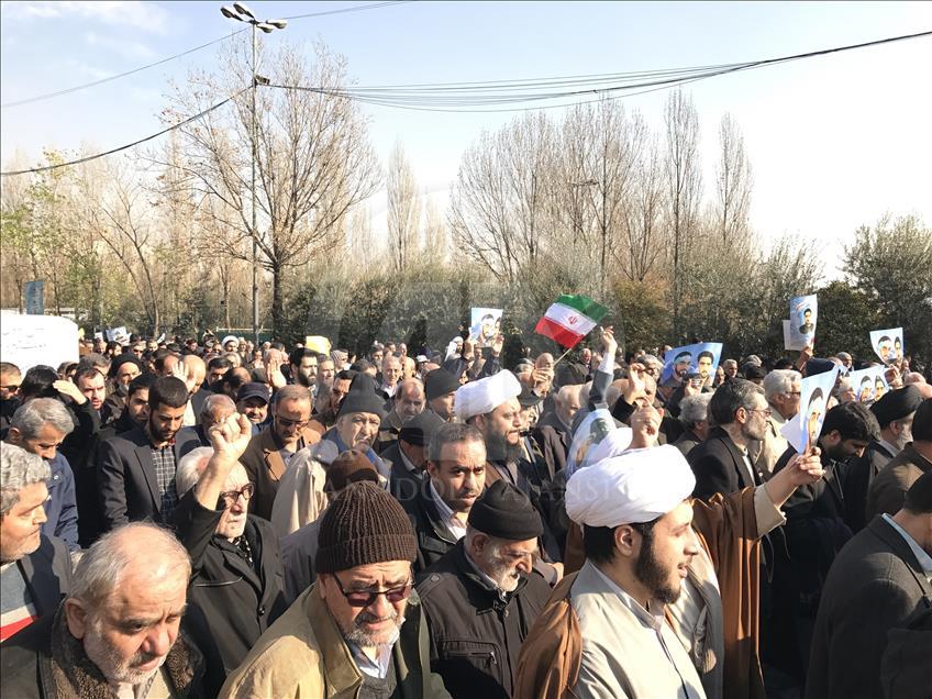 تظاهرات پس از نماز جمعه در تهران و شهرهای مختلف ایران