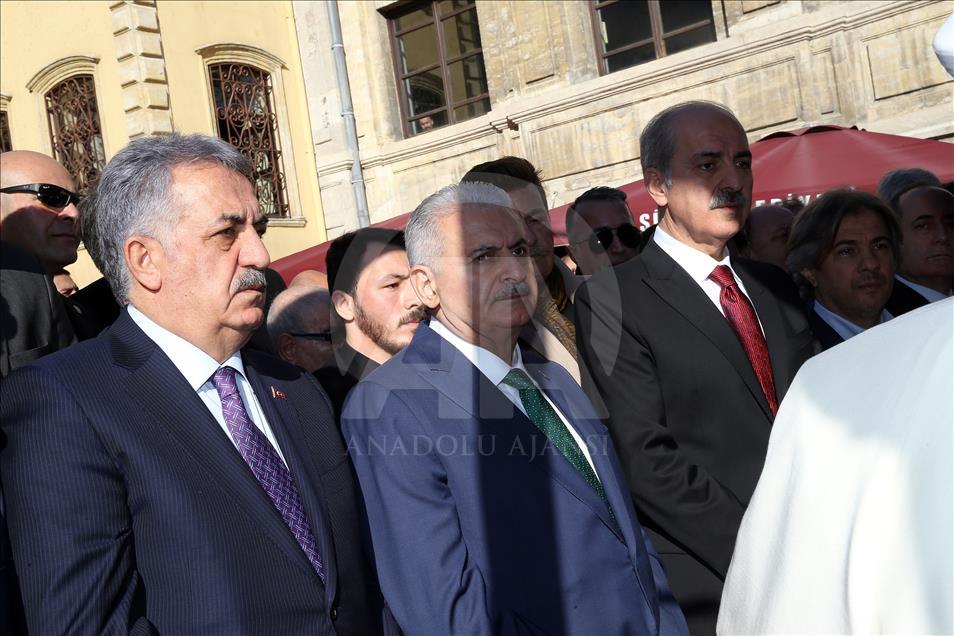 Münir Özkul son yolculuğuna uğurlandı