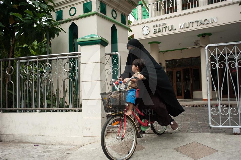 Mengejar Islam dengan kaffah