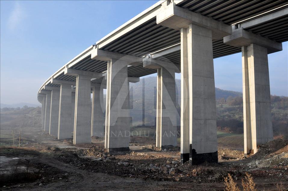 İstanbul-İzmir arasının 3,5 saate inmesine az kaldı
