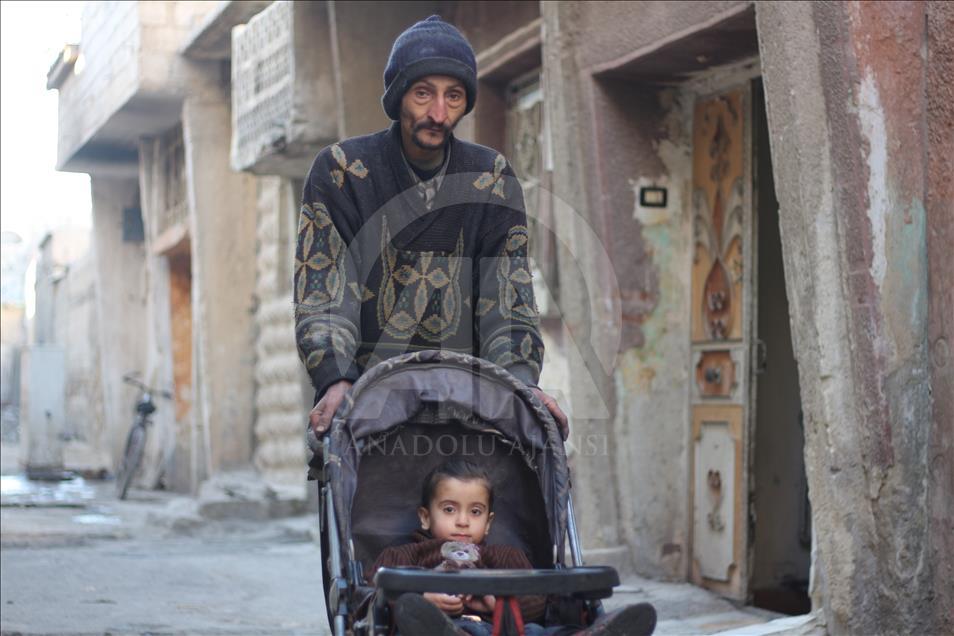 Syrian Abu Qasim's struggle with life