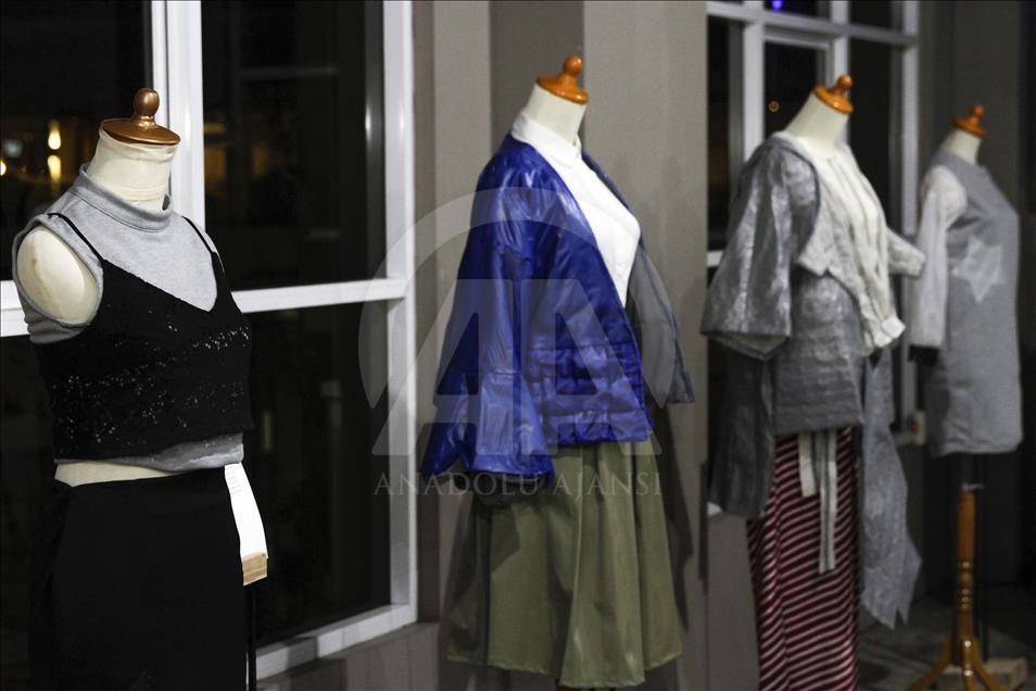 Bergaya high-fashion dengan baju bahan limbah
