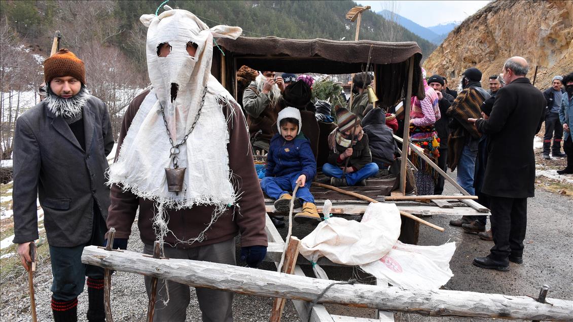 "Kalandar" geleneği yaşatılıyor