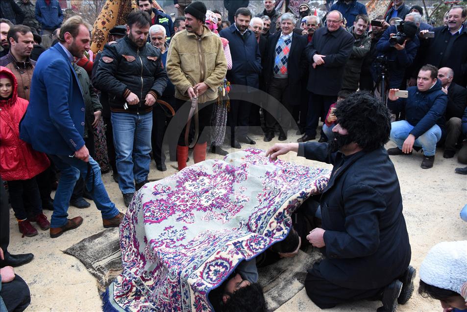 "Kalandar" geleneği yaşatılıyor