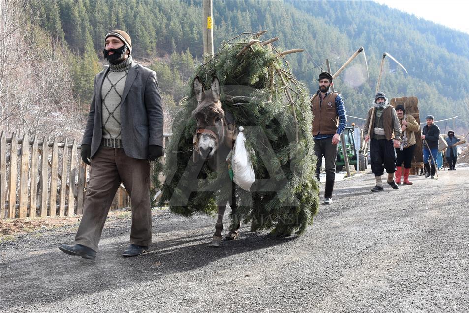 "Kalandar" geleneği yaşatılıyor
