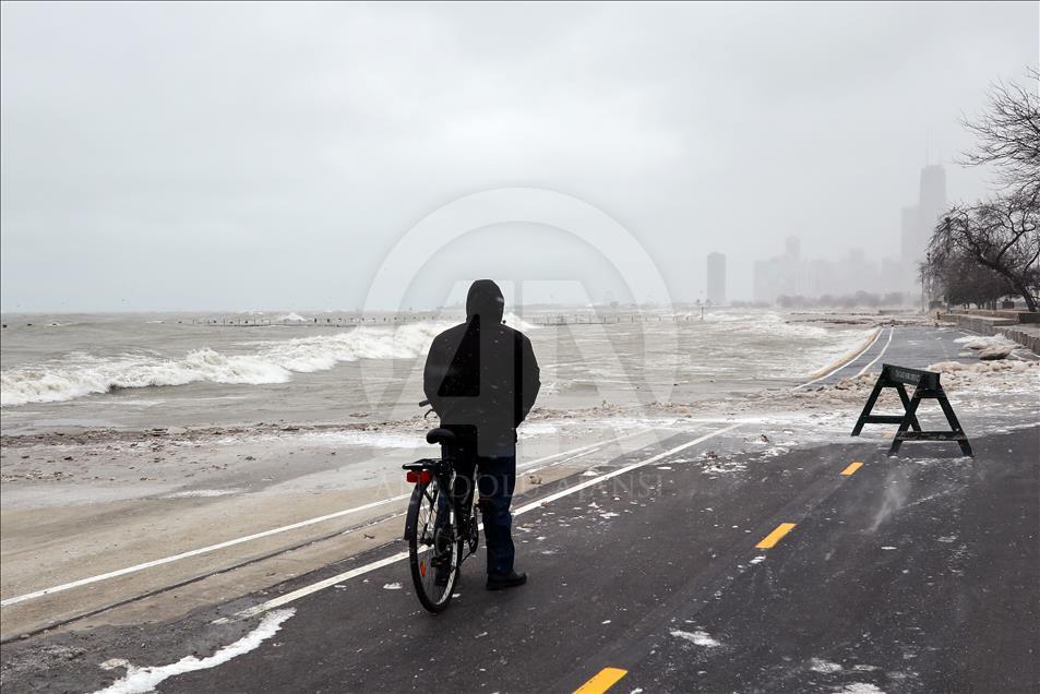 Severe winter hits Chicago