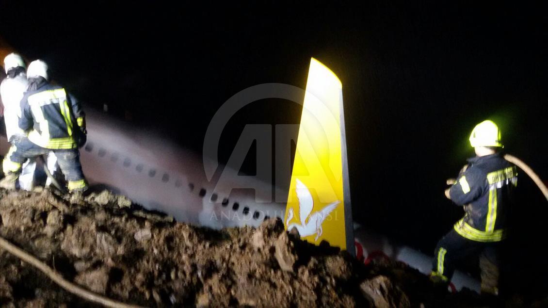 Trabzon Havalimanı'na inen uçak pistten çıktı