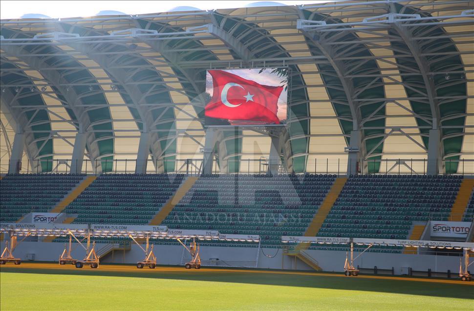 Akhisarspor ikinci yarıda maçlarını yeni stadında oynayacak