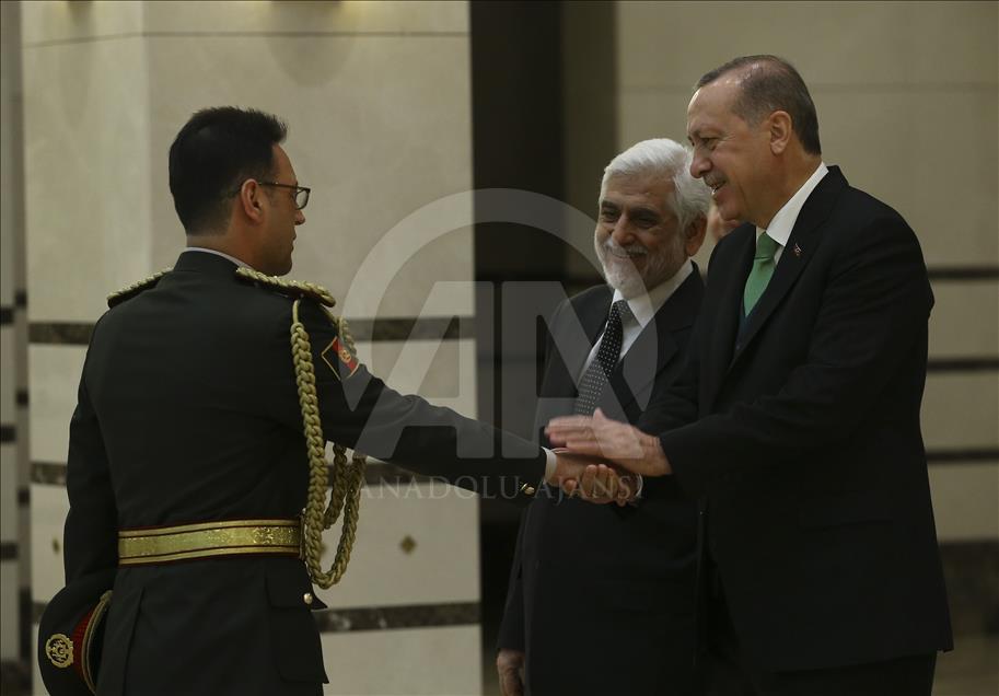 سفیر جدید افغانستان در آنکارا استوارنامه خود را تقدیم اردوغان کرد