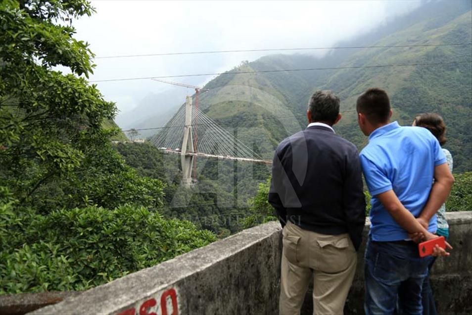 Imágenes aéreas del puente Chirajara que colapsó en Colombia