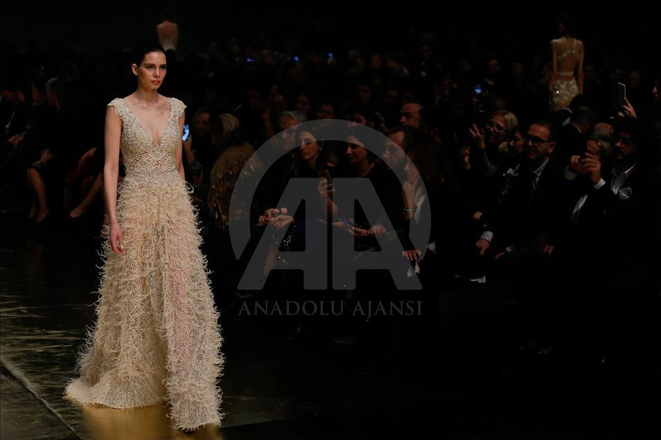 Desainer haute couture Turki pamer koleksi gaun pengantin