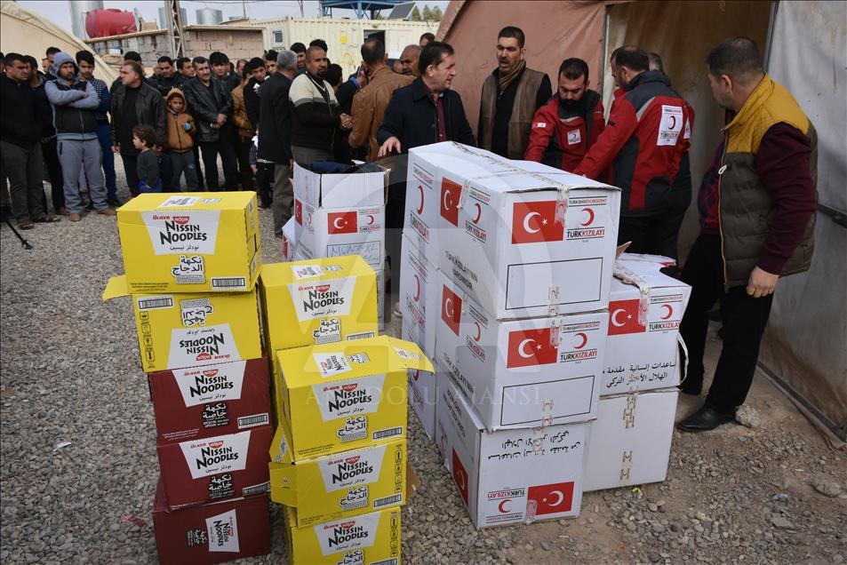 ادامه کمک هلال احمر ترکیه به آوارگان عراقی 
