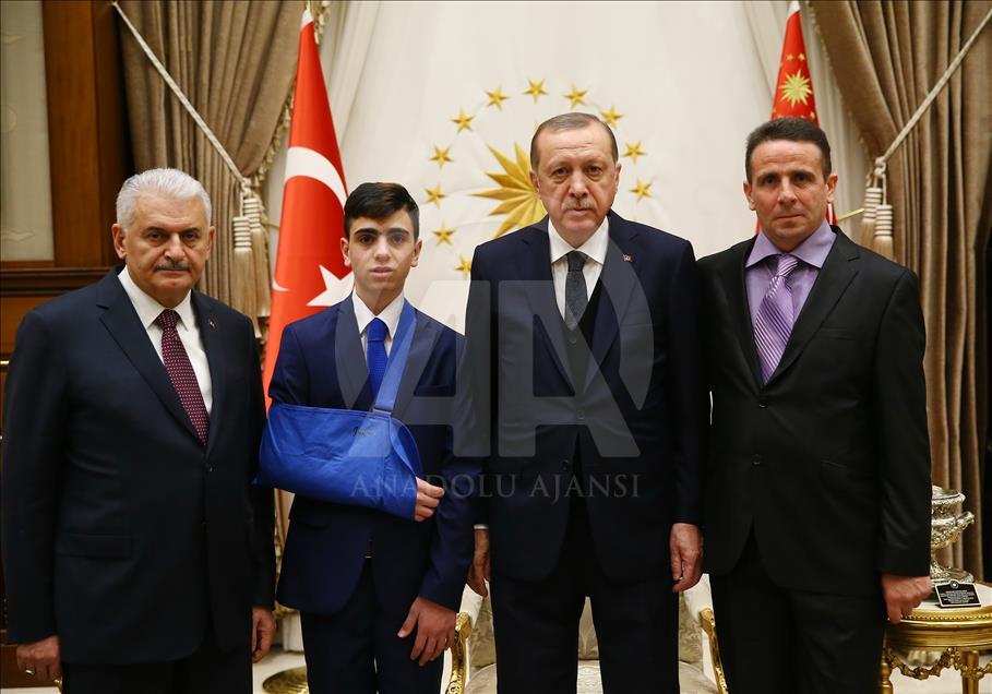 President of Turkey Erdogan receives Fawzi al-Junaidi