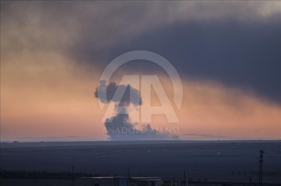 Турецкая авиация бомбит объекты террористов в Африне