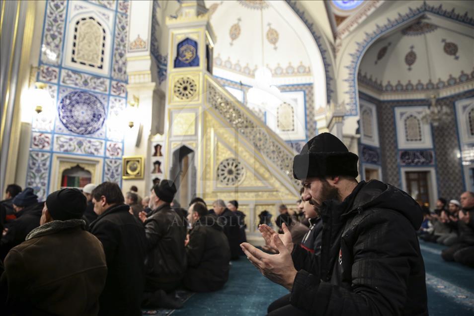 مراسم دعا در 90 هزار مسجد ترکیه برای عملیات شاخه زیتون