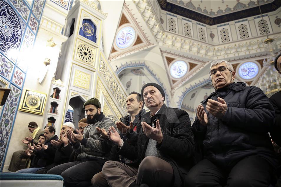 90 bin camide Mehmetçik'e "zafer duası"
