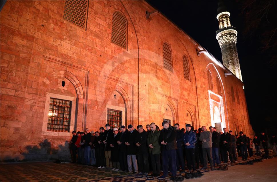 Ulu camide Mehmetçik'e "zafer duası"