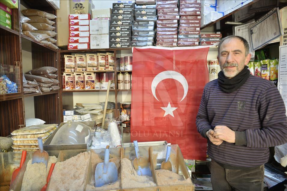 Güneydoğu'da Zeytin Dalı Harekatı'na bayraklı destek