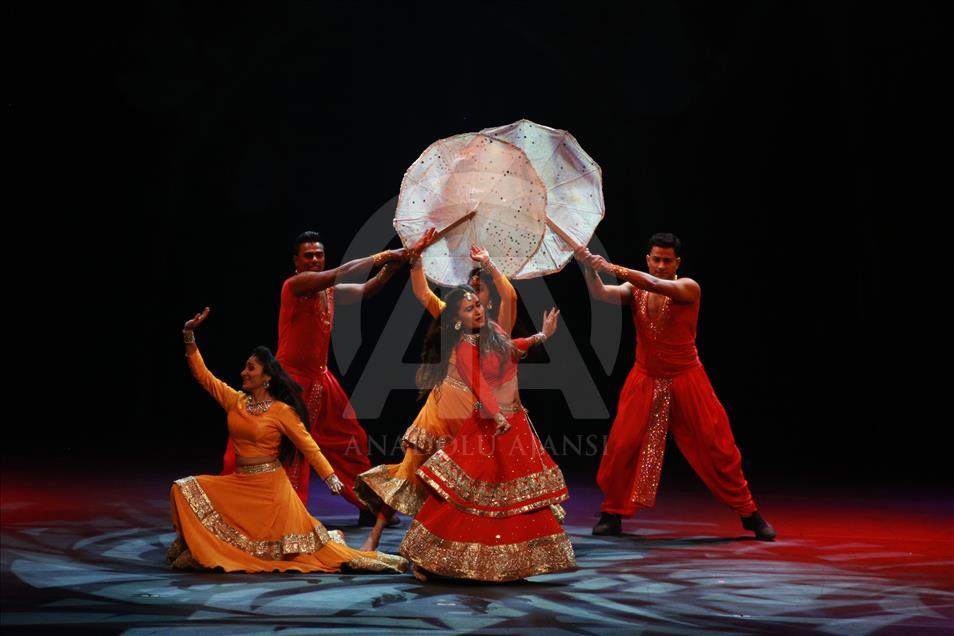 Taj Express : The Bollywood Musical di Istanbul