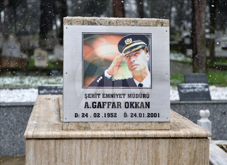 Gaffar Okkan mezarı başında anıldı
