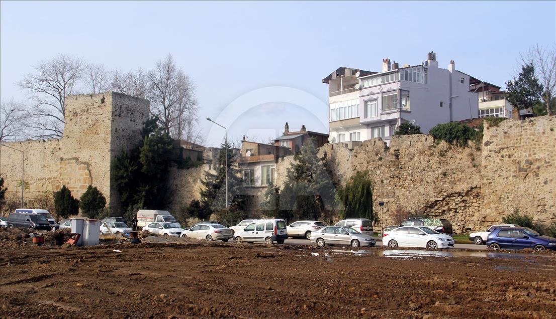 UNESCO listesindeki kale "kalekondu"lardan kurtarılmayı bekliyor