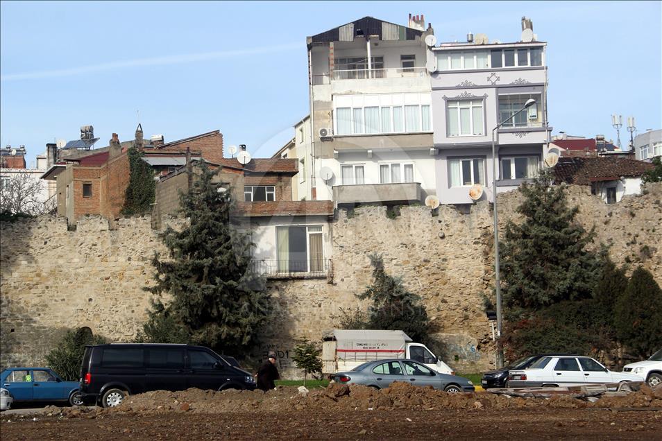 UNESCO listesindeki kale "kalekondu"lardan kurtarılmayı bekliyor