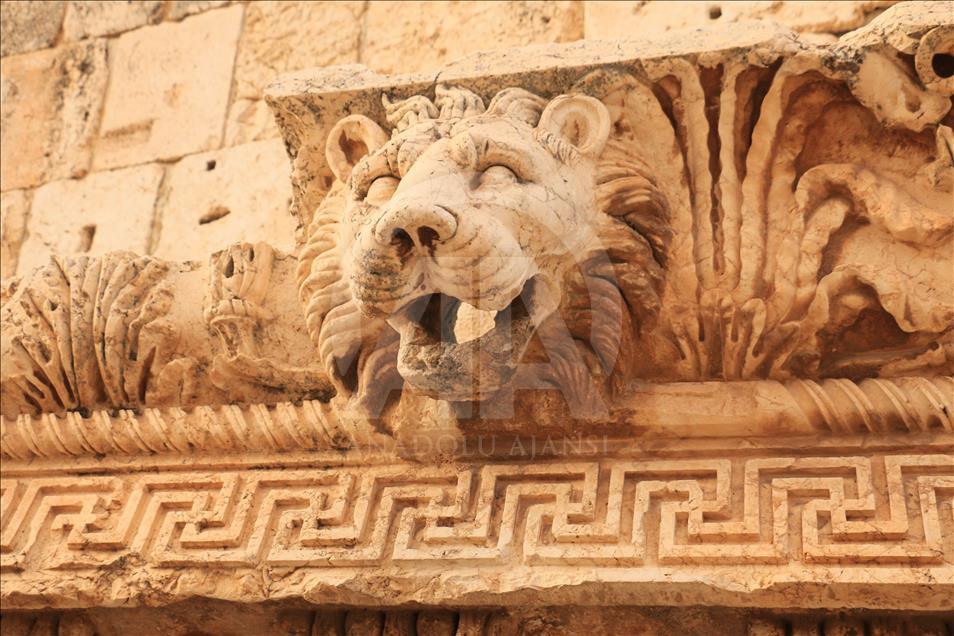 Dünyanın en görkemli tapınak şehri "Baalbek"