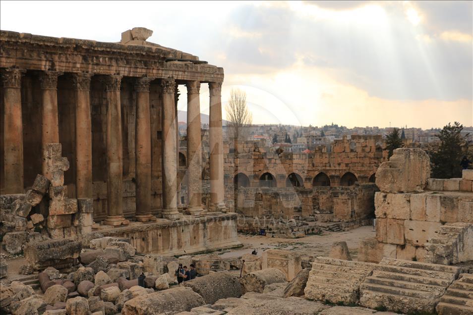 Dünyanın en görkemli tapınak şehri "Baalbek"