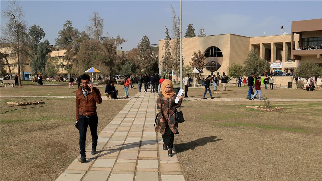 Harabeye dönen Musul Üniversitesi'nde eğitim
