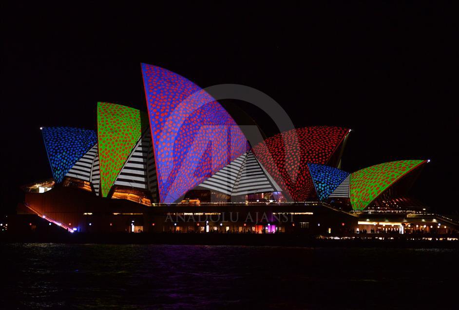 L'Opéra de Sydney : Un monument d’envergure mondiale qui reçoit des milliers de visiteurs par jour