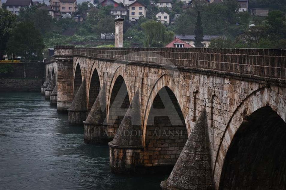 Puente Drina: el puente otomano más importante en Bosnia y Herzegovina