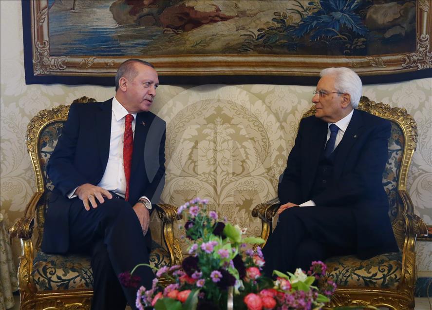 Le président italien offre une réception officielle en l'honneur d'Erdogan