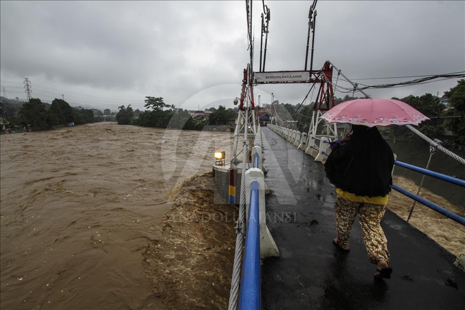 Bendungan Katulampa Bogor siaga banjir