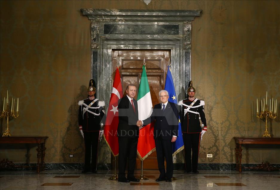 Le président italien offre une réception officielle en l'honneur d'Erdogan