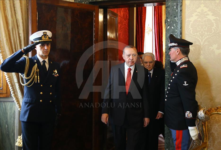 Le président italien offre une réception officielle en l'honneur d'Erdogan