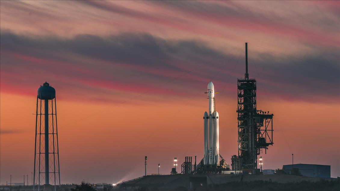 SpaceX launches most powerful rocket in the world