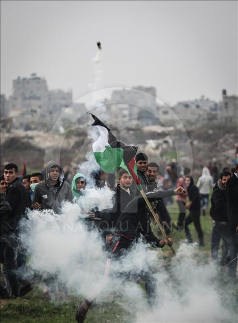 İsrail'den Gazze sınırındaki gösterilere müdahale

