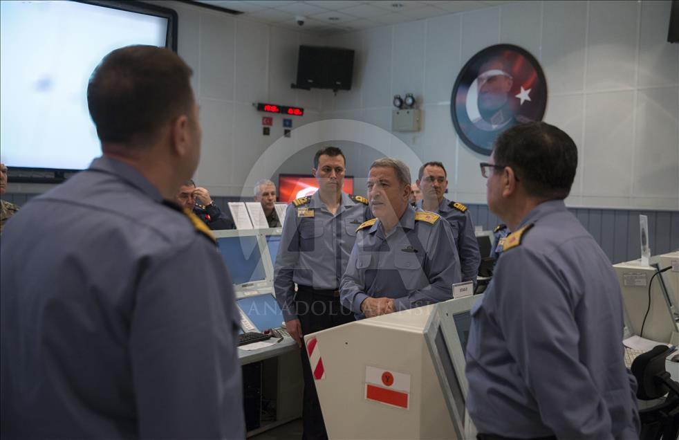 Orgeneral Akar, koordinasyon merkezinden gemi komutanlarıyla bağlantı kurdu