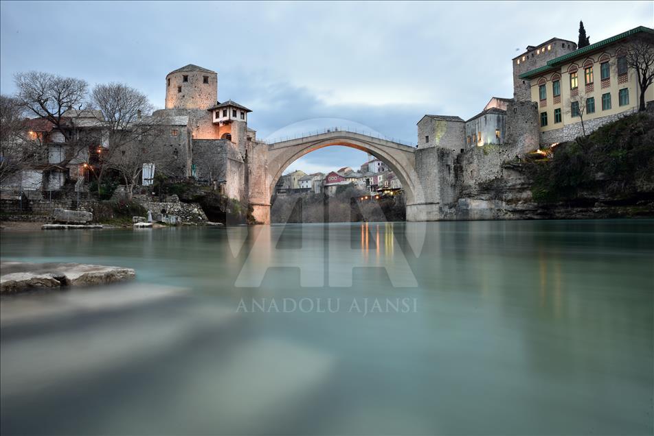 Tarihi Mostar Köprüsü