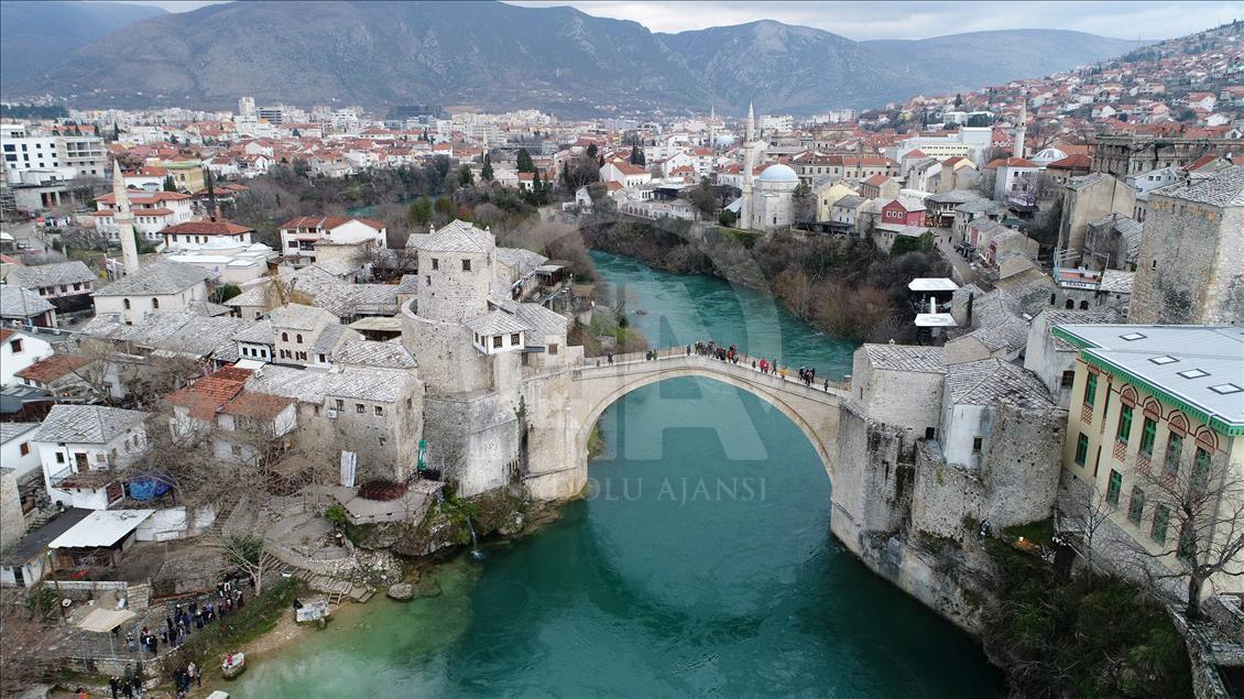 Tarihi Mostar Köprüsü