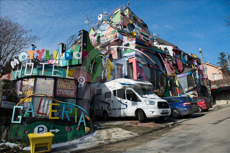 Hotel Galeria a coforful and unique building