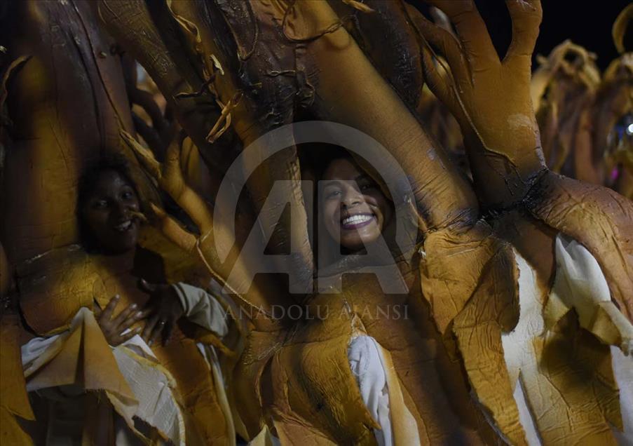 Así fue el desfile de las escuelas de samba en el Carnaval de Río de Janeiro, Brasil