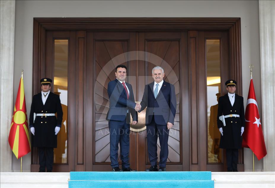 Yıldırım, Makedonya Başbakanı Zaev'i resmi törenle karşıladı 